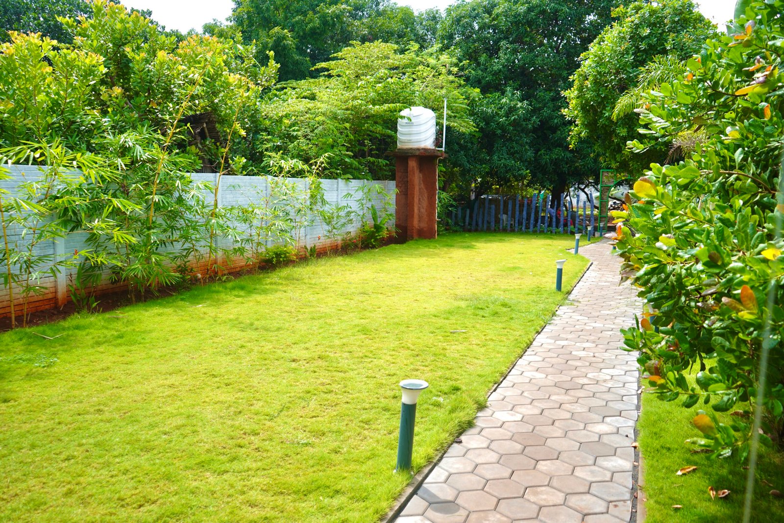 Green Aura Resort photo 1